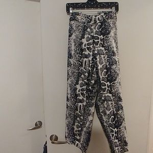 Animal Print Crops with Stretch